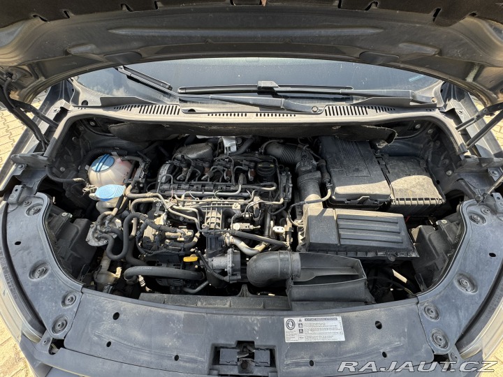 Volkswagen Caddy 1,6 TDI 75 KW 2X KOLA 2015