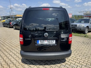 Volkswagen Caddy 1,6 TDI 75 KW 2X KOLA 2015