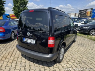 Volkswagen Caddy 1,6 TDI 75 KW 2X KOLA 2015