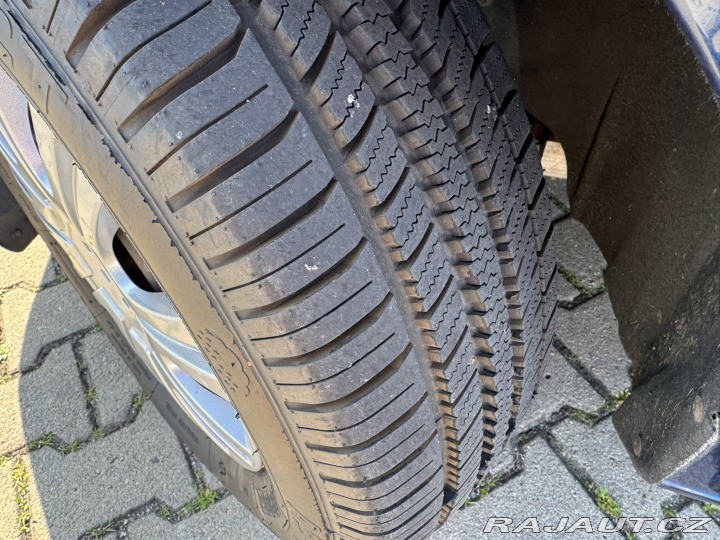 Škoda Octavia 1,9 TDI 77 KW STK BEZ DPF 2006