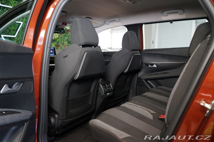 Peugeot 5008 5008*LED*MANUÁL*7MÍST* 2021