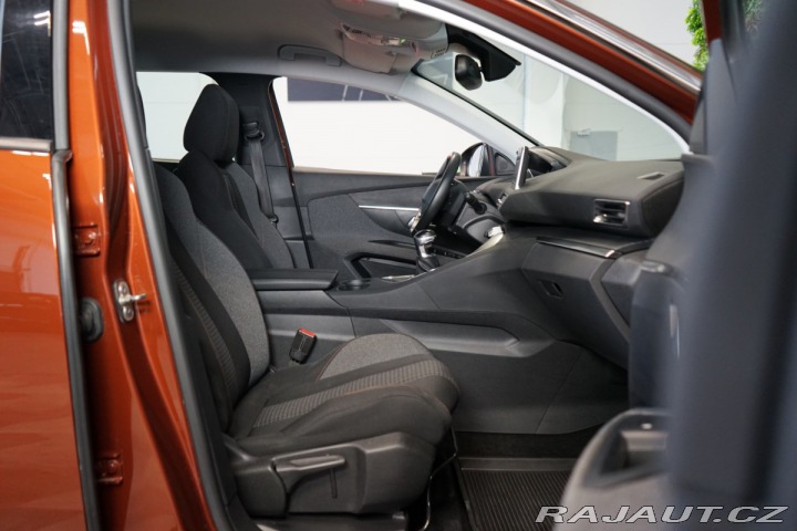 Peugeot 5008 5008*LED*MANUÁL*7MÍST* 2021