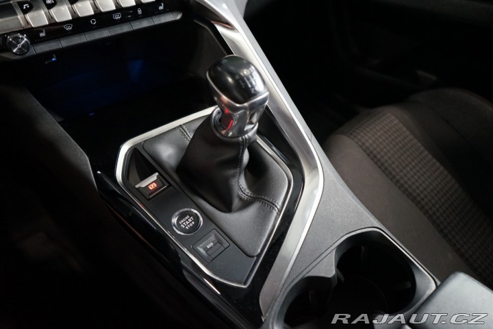 Peugeot 5008 5008*LED*MANUÁL*7MÍST* 2021