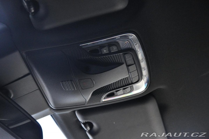 Mercedes-Benz V 300D REZERVACE 2019