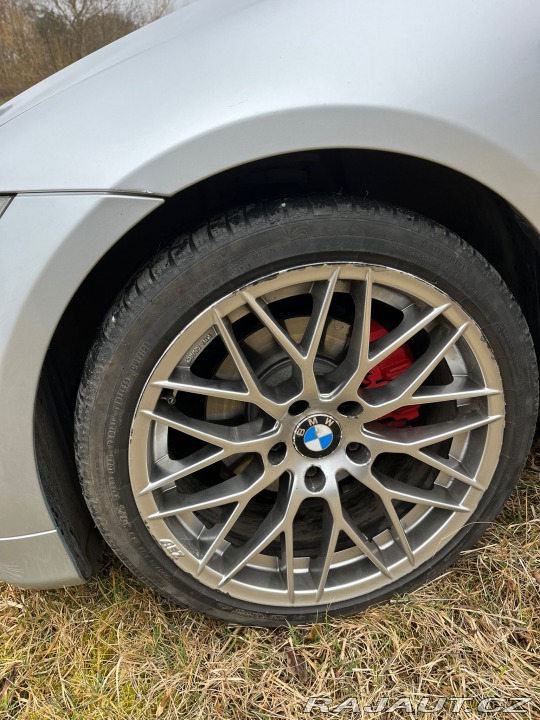 BMW 3 325i 2005