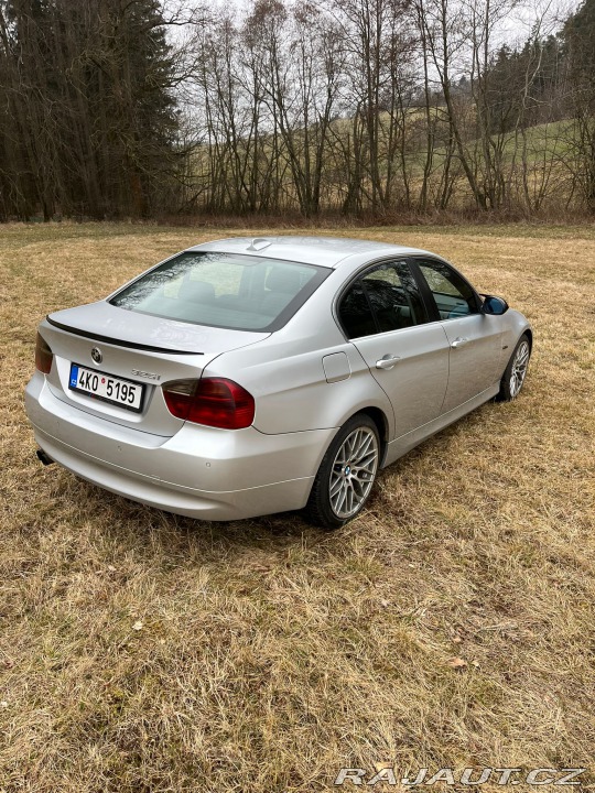 BMW 3 325i 2005