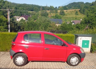 Toyota Yaris 2002