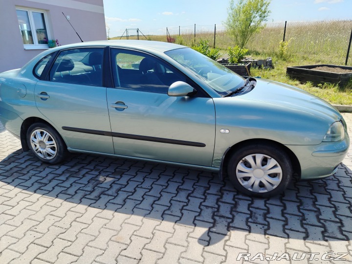 Seat Cordoba Sedan 2004
