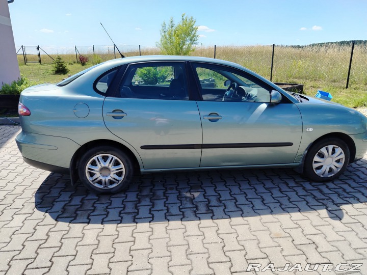 Seat Cordoba Sedan 2004