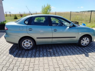 Seat Cordoba Sedan 2004