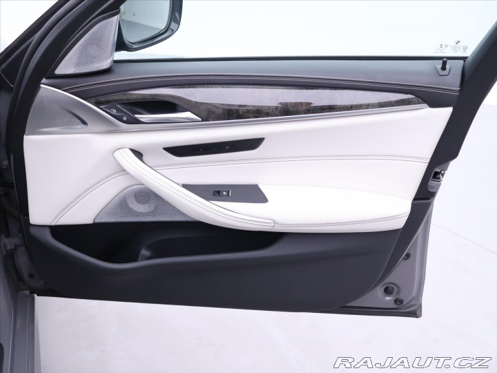 BMW 5 4,4 550i 390kW xDrive DPH 2020
