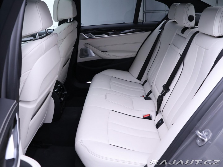 BMW 5 4,4 550i 390kW xDrive DPH 2020