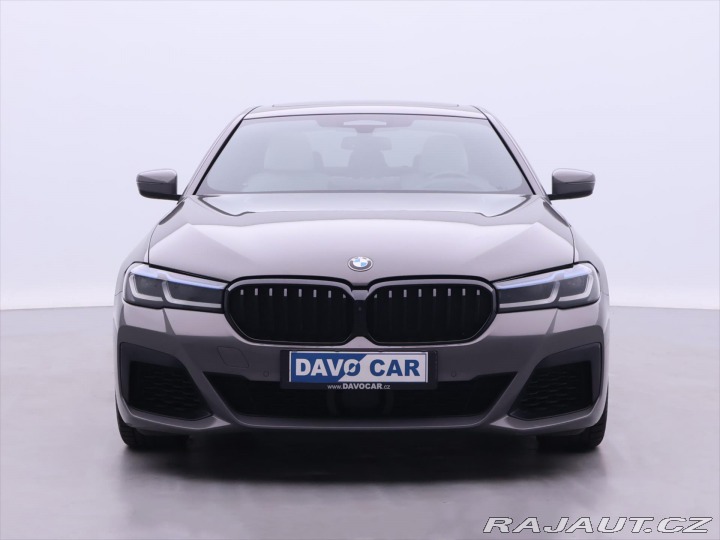BMW 5 4,4 550i 390kW xDrive DPH 2020