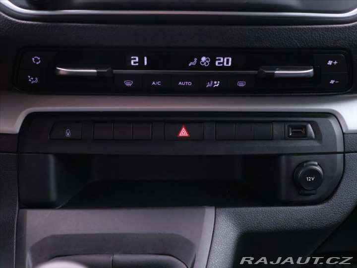 Peugeot Traveller 2,0 HDi 106kW CZ L2 8-Mís 2022