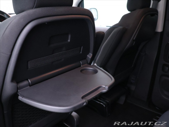 Peugeot Traveller 2,0 HDi 106kW CZ L2 8-Mís 2022
