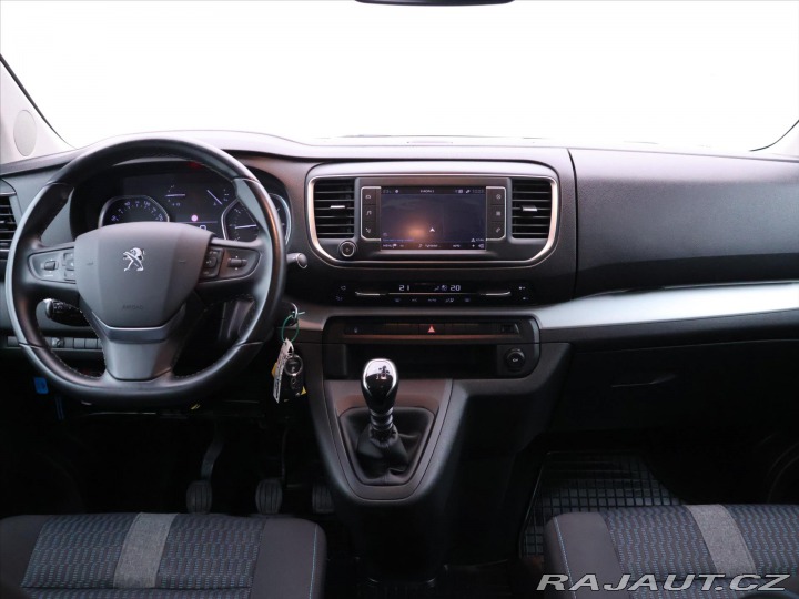 Peugeot Traveller 2,0 HDi 106kW CZ L2 8-Mís 2022