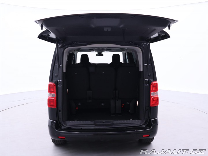 Peugeot Traveller 2,0 HDi 106kW CZ L2 8-Mís 2022