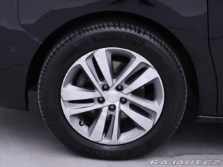Peugeot Traveller 2,0 HDi 106kW CZ L2 8-Mís 2022