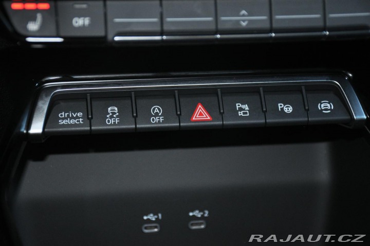 Audi RS3 2.5TFSI Rezervace 2025