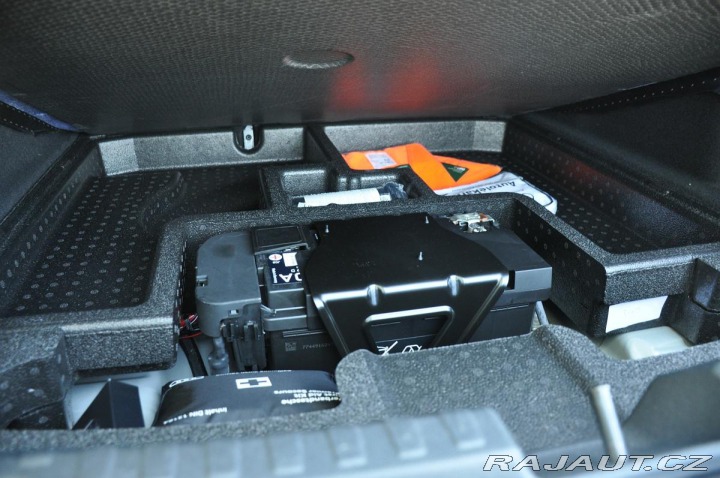 Audi RS3 2.5TFSI Rezervace 2025