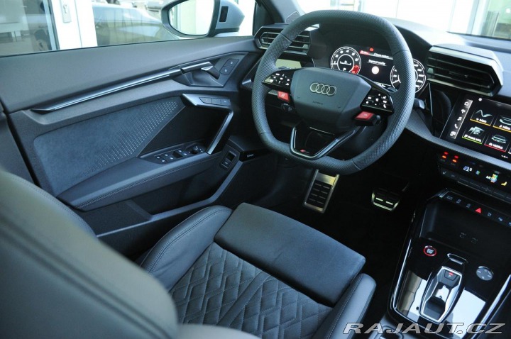 Audi RS3 2.5TFSI Rezervace 2025