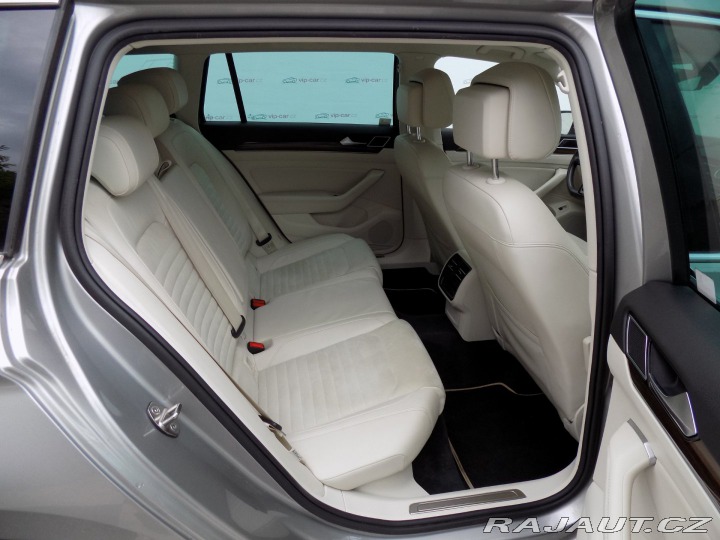 Volkswagen Passat 2.0TDI/Highline/Full-LED/ 2017