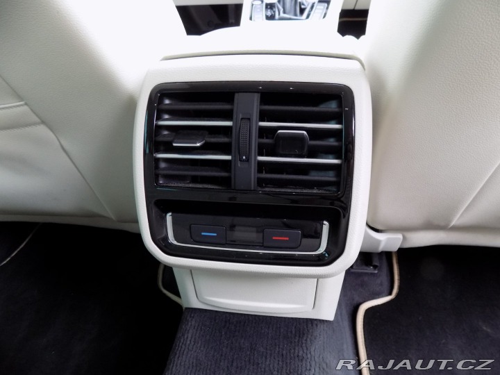Volkswagen Passat 2.0TDI/Highline/Full-LED/ 2017