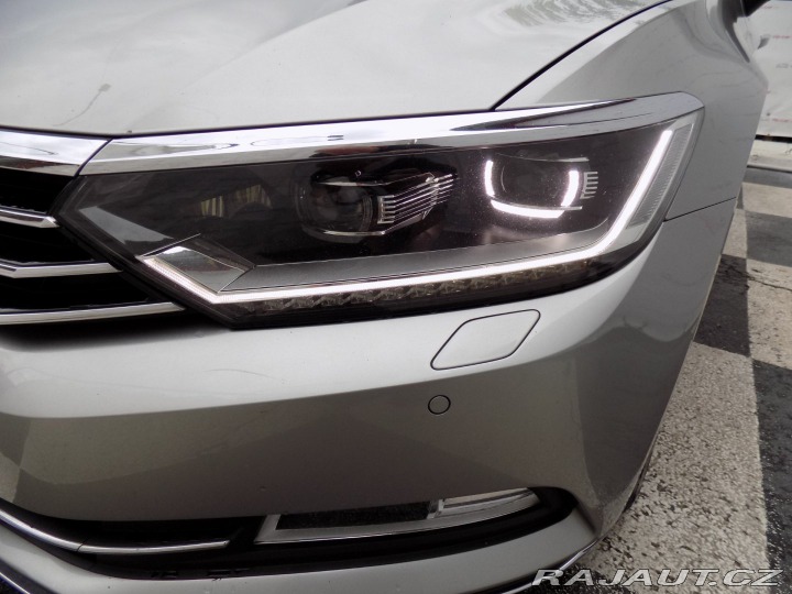 Volkswagen Passat 2.0TDI/Highline/Full-LED/ 2017