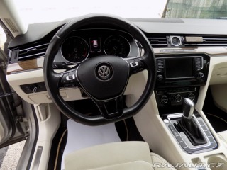 Volkswagen Passat 2.0TDI/Highline/Full-LED/ 2017