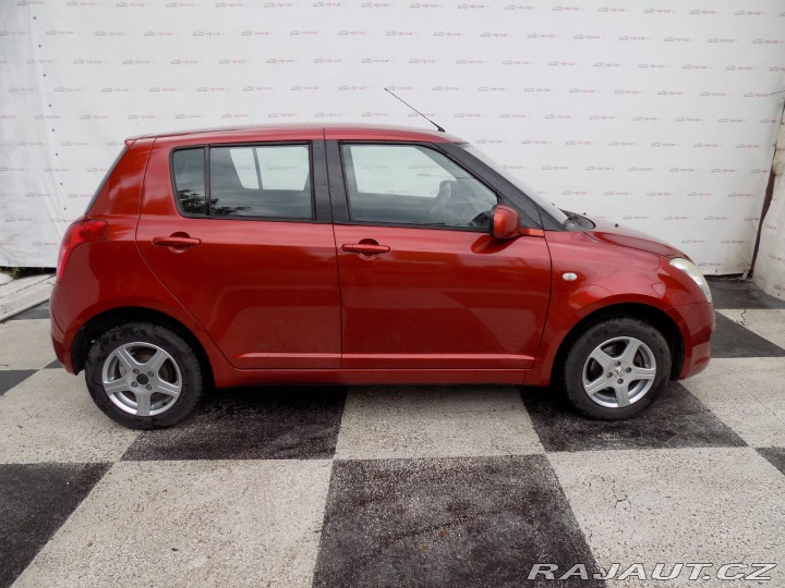 Suzuki Swift 1.4i/ČR/ 2009
