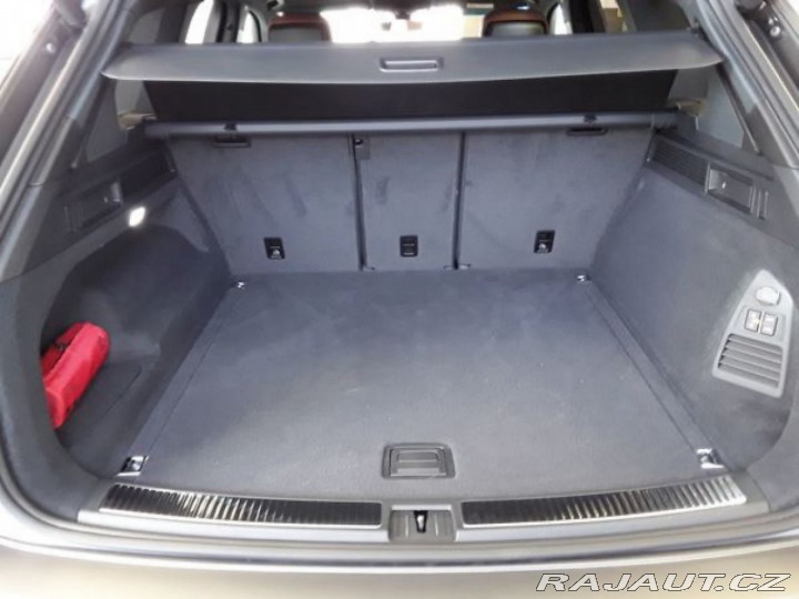 Volkswagen Touareg R-Line 4Motion 3.0 TSI 25 2024