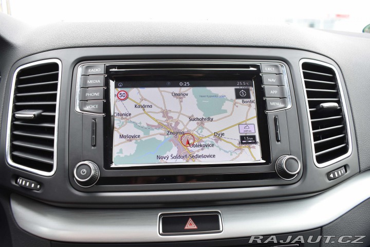 Volkswagen Sharan 1.4TSI *TAŽNÉ*7.MÍST*ČR 1 2021