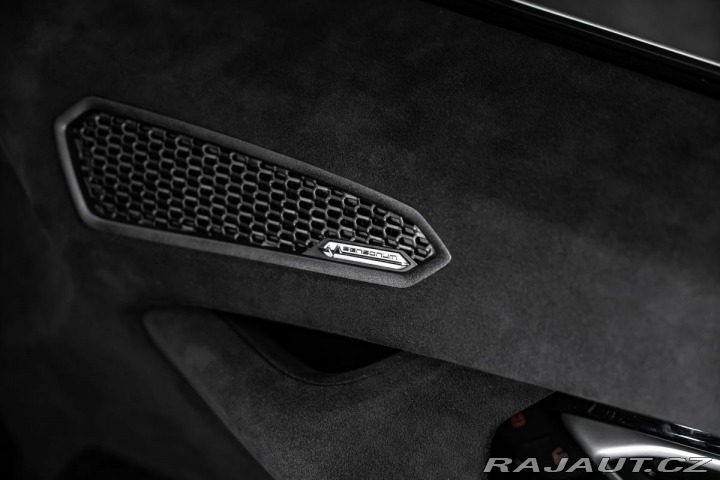 Lamborghini Huracán Sterrato SENSONUM/LED/SES 2023