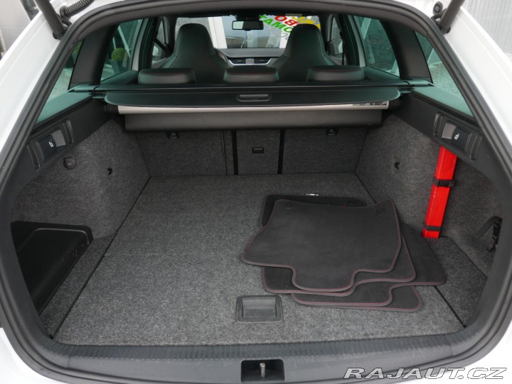 Škoda Octavia RS 2,0TSI Panorama REZERV 2014