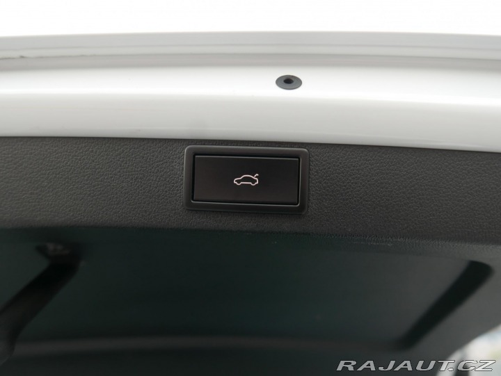 Škoda Octavia RS 2,0TSI Panorama REZERV 2014