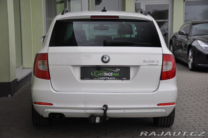 Škoda Superb 1.6TDi NAVIGACE TAŽNÉ 2012