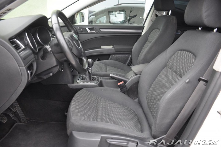 Škoda Superb 1.6TDi NAVIGACE TAŽNÉ 2012