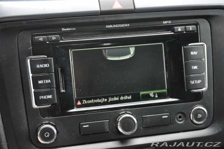 Škoda Superb 1.6TDi NAVIGACE TAŽNÉ 2012