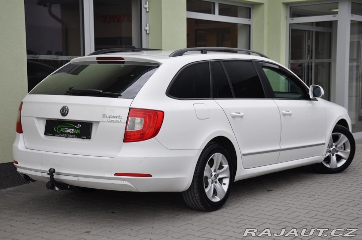 Škoda Superb 1.6TDi NAVIGACE TAŽNÉ 2012