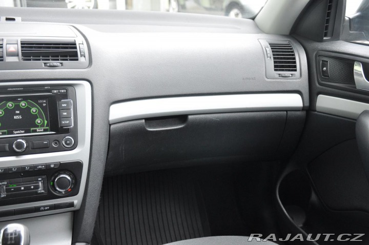 Škoda Octavia 1.6TDi NAVIGACE REZERVACE 2012