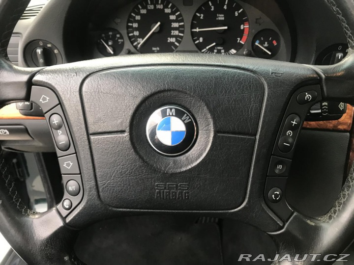 BMW 7 740i, 4.4i, 210KW, 2.MAJI 1998
