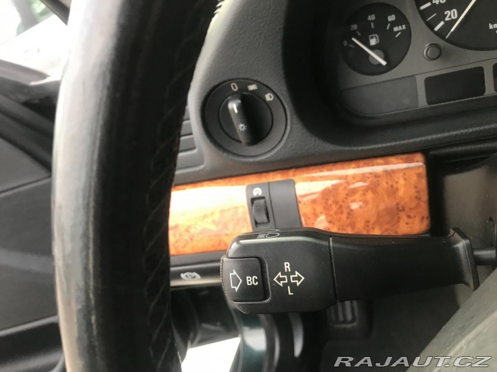 BMW 7 740i, 4.4i, 210KW, 2.MAJI 1998