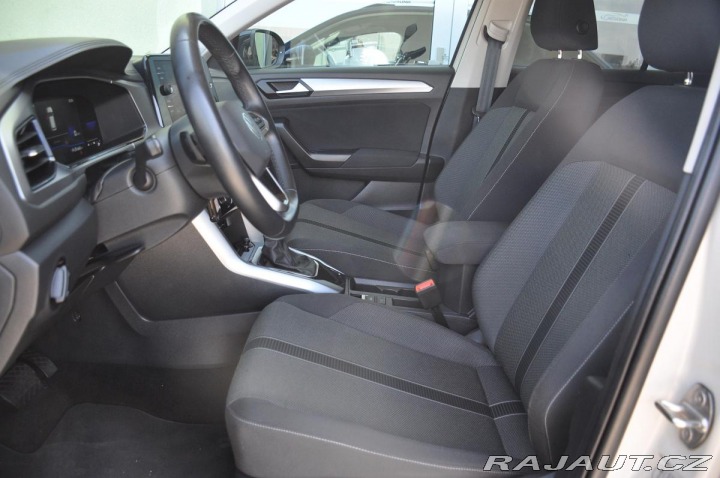 Volkswagen T-Roc 2.0TDi LIFE DSG LED CARPL 2022