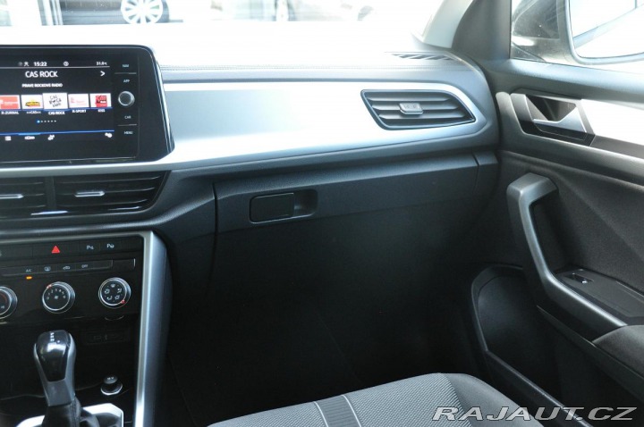 Volkswagen T-Roc 2.0TDi LIFE DSG LED CARPL 2022