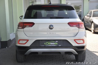 Volkswagen T-Roc 2.0TDi LIFE DSG LED CARPL 2022