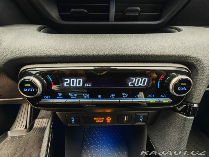 Toyota Yaris 1.5 Hybrid e-CVT Selectio 2022