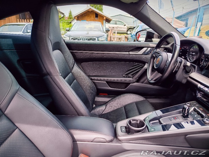 Porsche 911 Carrera 4 Coupé 911/992 2020