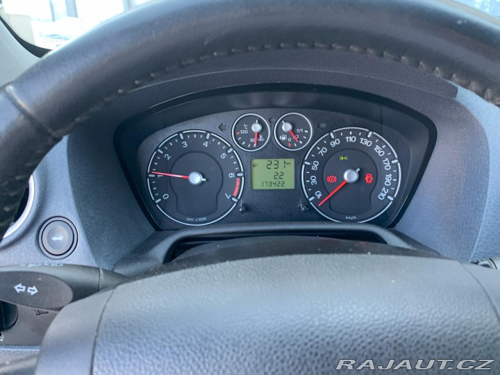 Ford Fusion 1.4i,KLIMA,NOVÁ STK 2009