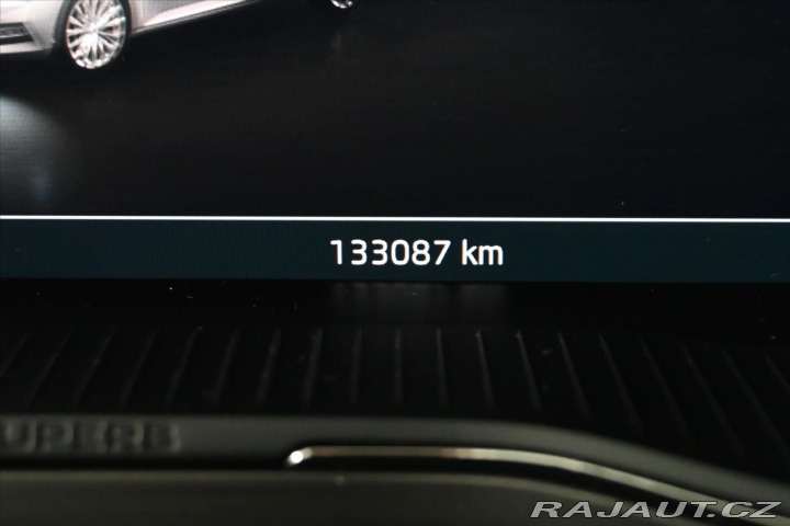 Škoda Superb 2,0 TDi 110kW DSG Style Z 2022