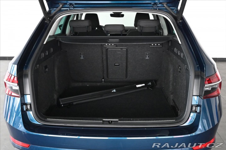 Škoda Superb 2,0 TDi 110kW DSG Style Z 2022